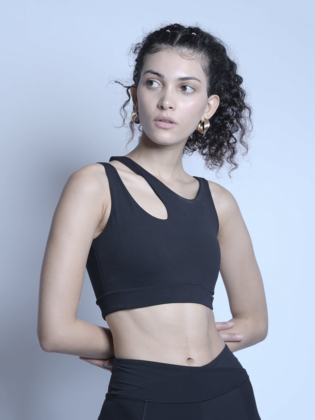 Elevate Cutout Sports Bra In Black – MYRIAD